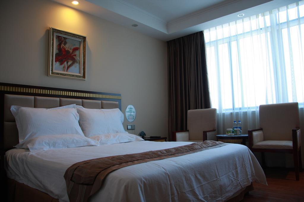 Greentree Inn Guangdong Shantou Chengjiang Road Business Hotel Exterior foto