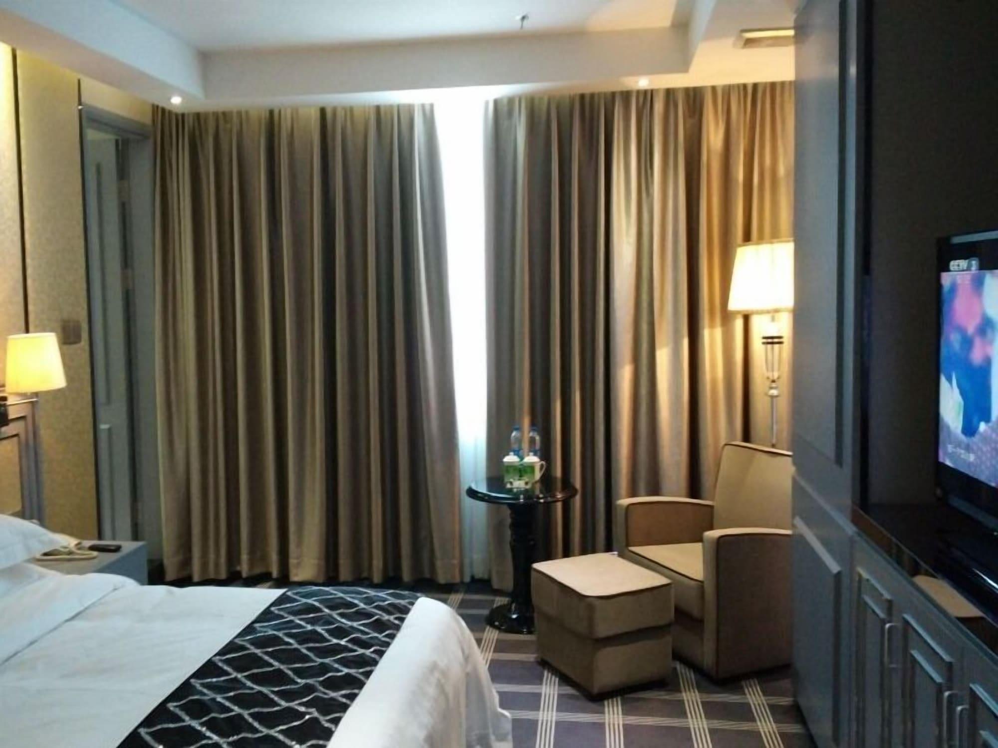 Greentree Inn Guangdong Shantou Chengjiang Road Business Hotel Exterior foto